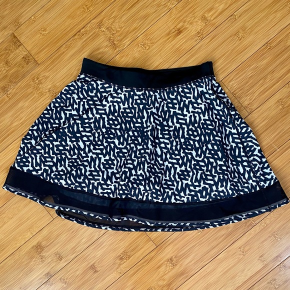 lululemon athletica Dresses & Skirts - Lululemon Skirt